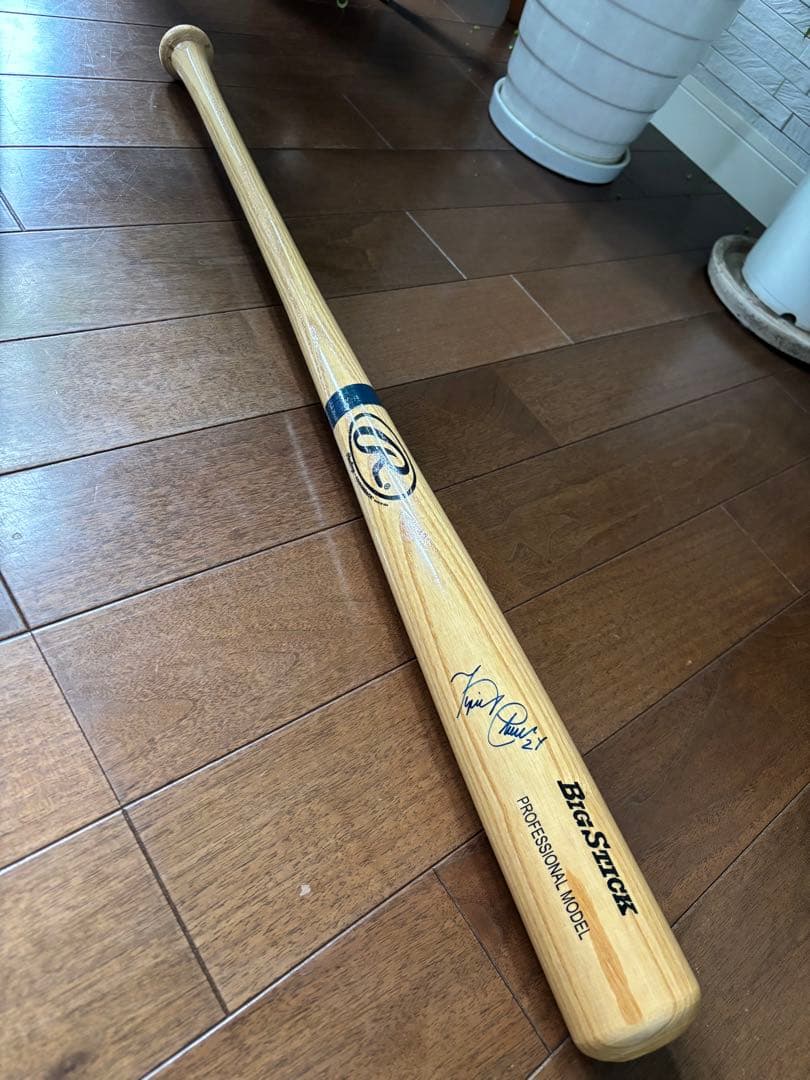 ミゲル・カブレラ　直筆サインバット