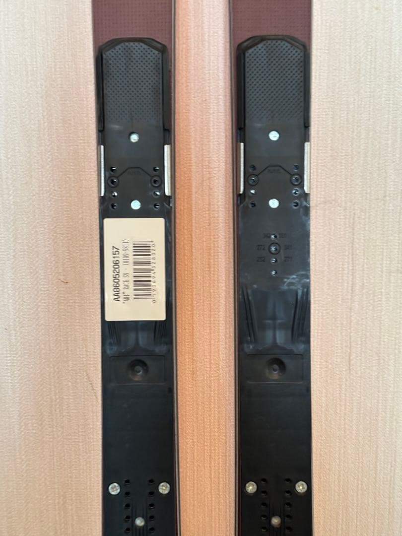 ATOMIC REDSTER 157cm SLスキー新品未使用　ビンディングなし