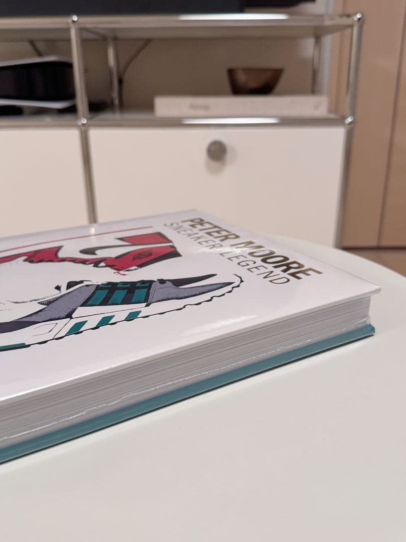 新品 Rizzoli Peter Moore : Sneaker Legend