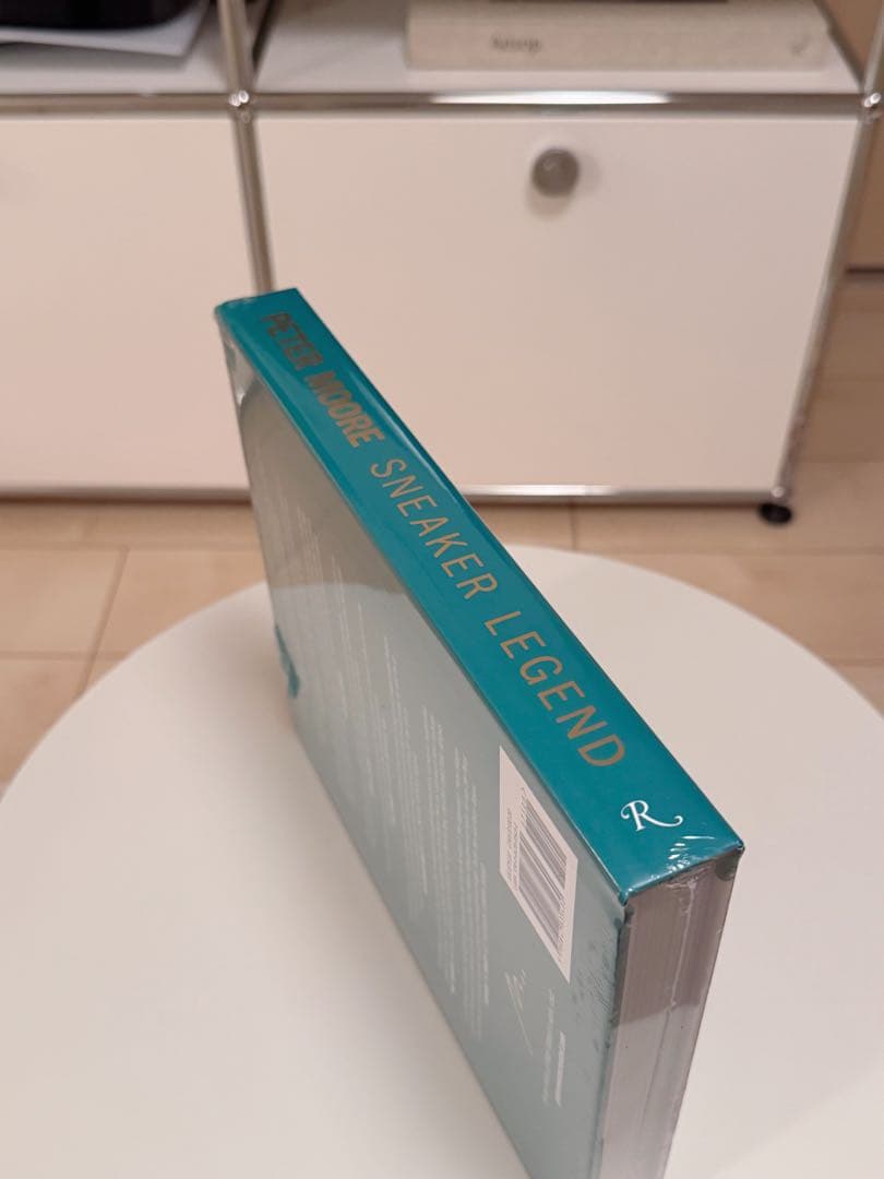 新品 Rizzoli Peter Moore : Sneaker Legend