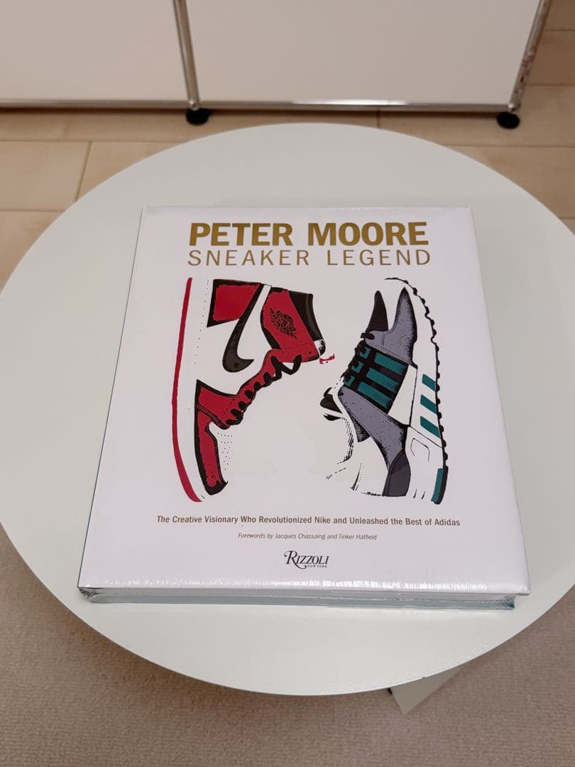 新品 Rizzoli Peter Moore : Sneaker Legend