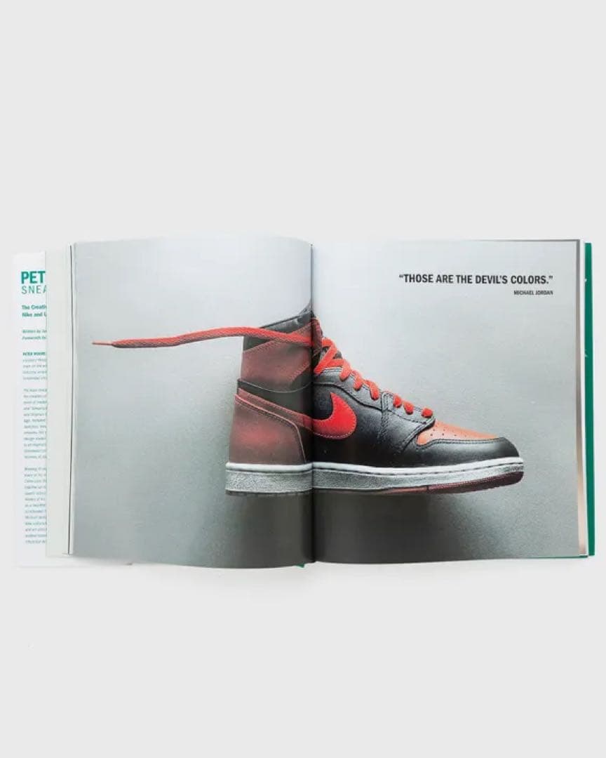 新品 Rizzoli Peter Moore : Sneaker Legend