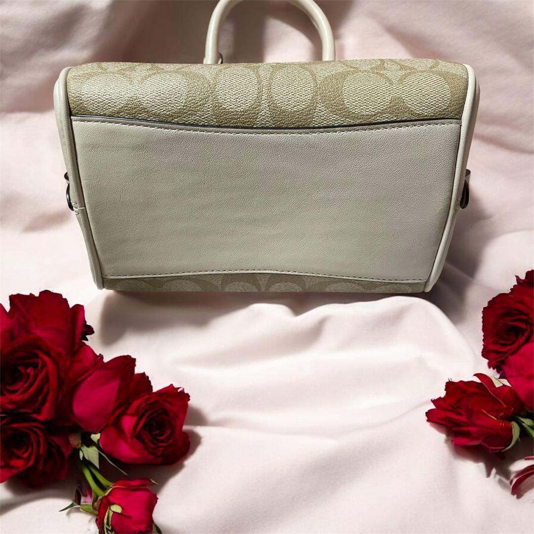 m*k様 ❤️COACH ❤️ショルダーバッグ ベージュ