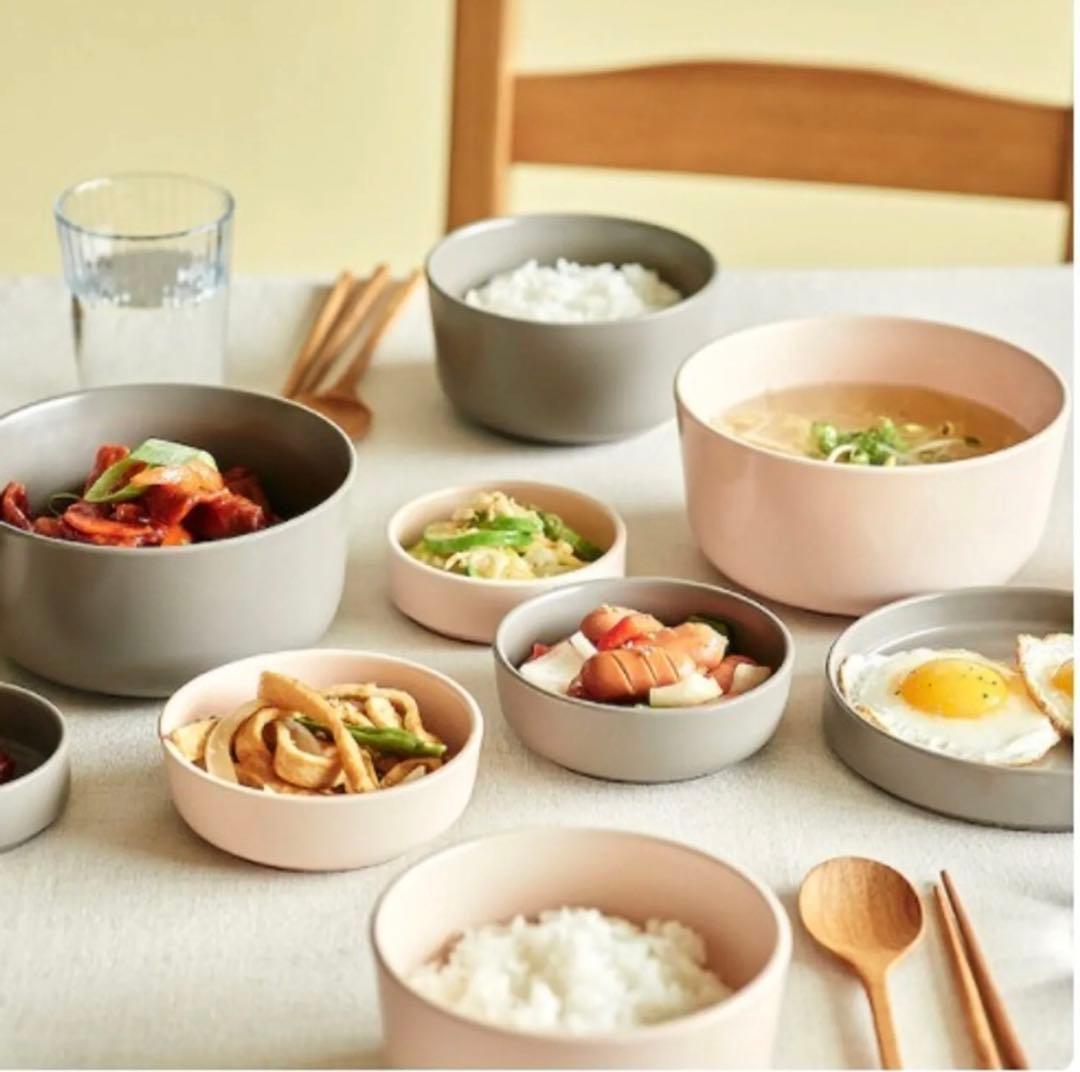 韓国　モドリ　お皿セット　2セット　ベージュ　ミニマリスト　コンパクト収納