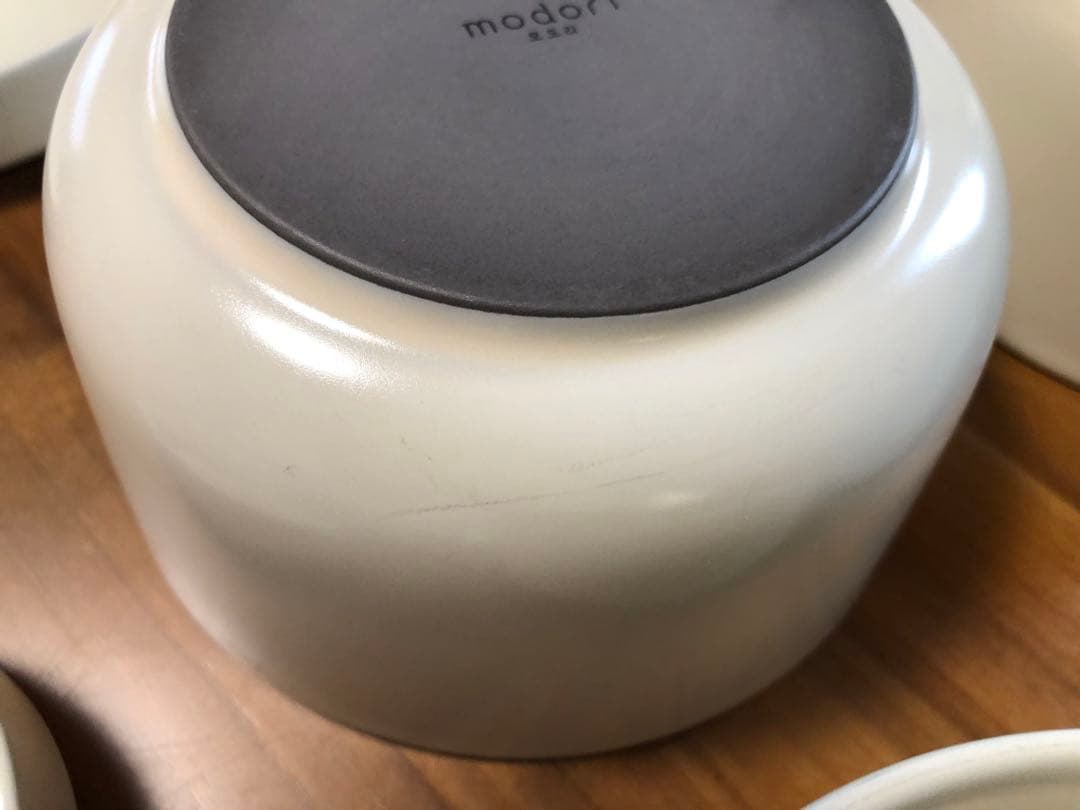 韓国　モドリ　お皿セット　2セット　ベージュ　ミニマリスト　コンパクト収納