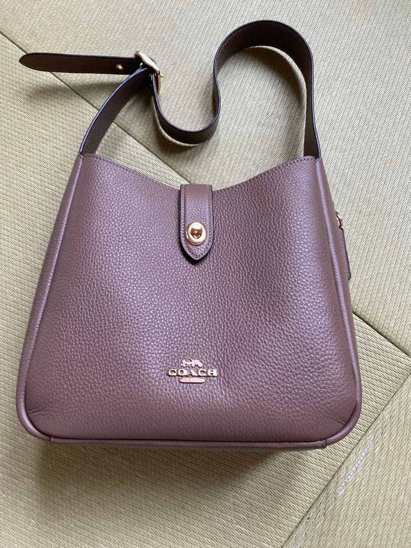 ママさん専用COACH ブラウンレザーショルダーバッグ