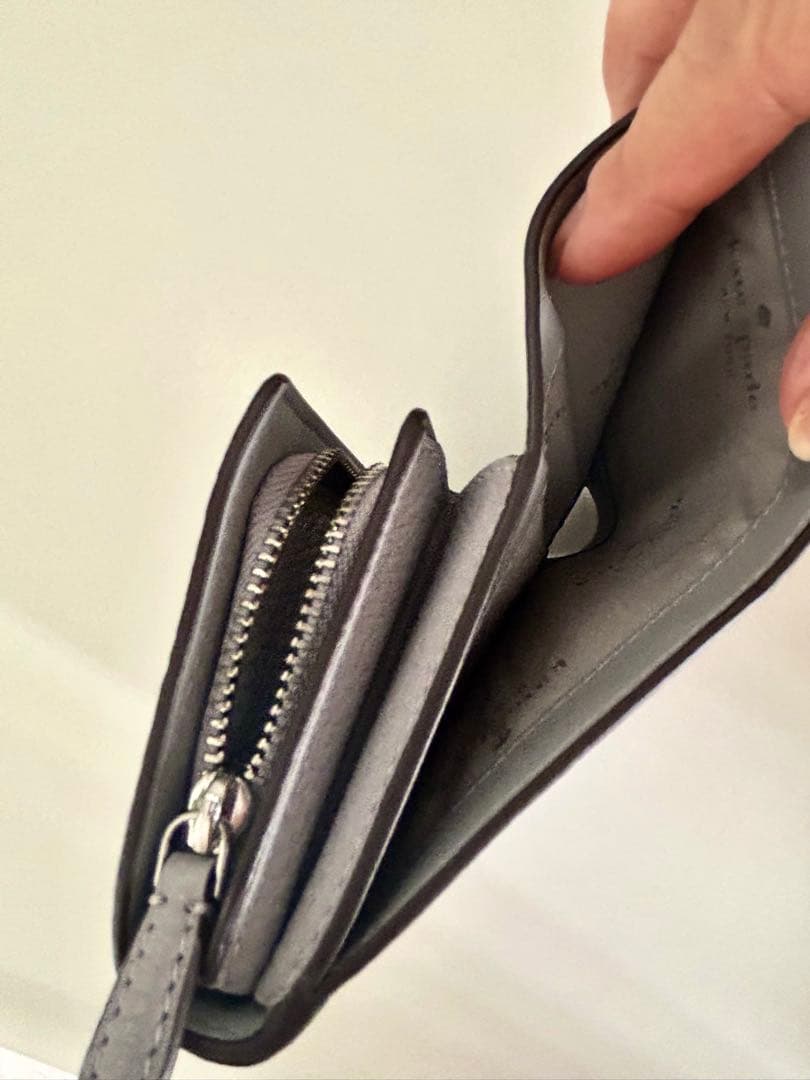 新品・未使用『ケイトスペード 2つ折り財布』