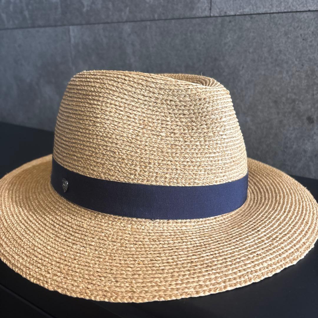 ヘレンカミンスキー　ベージュ ストロー フェドラハット ネイビーリボン