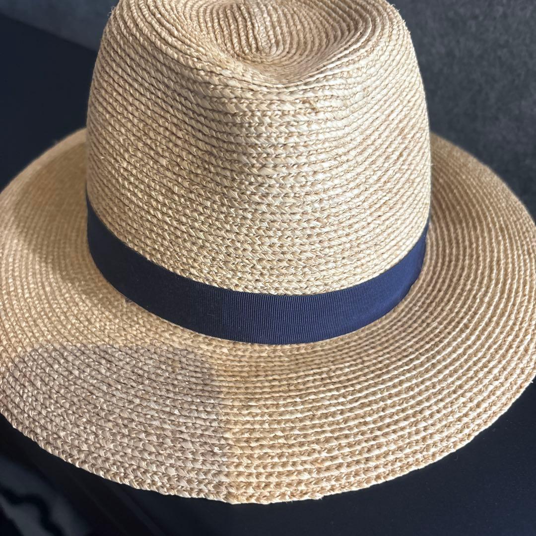 ヘレンカミンスキー　ベージュ ストロー フェドラハット ネイビーリボン