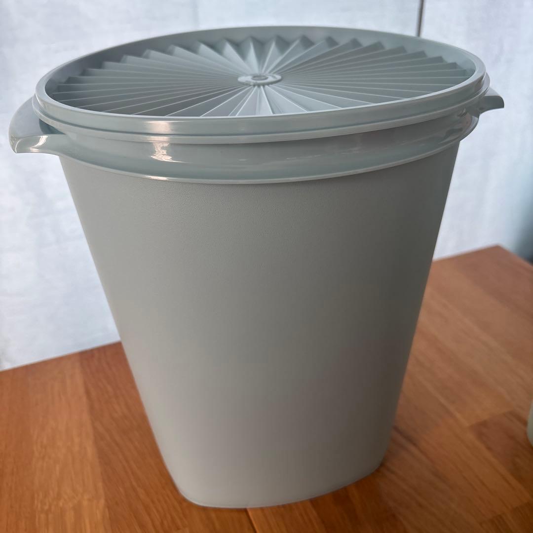 新品未使用！Tupperware 食品保存容器 水色