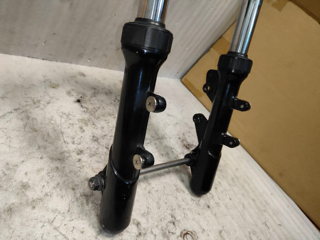 4型 シグナスX 純正フォーク ステム 曲がりオイル漏れ無し 5型にも