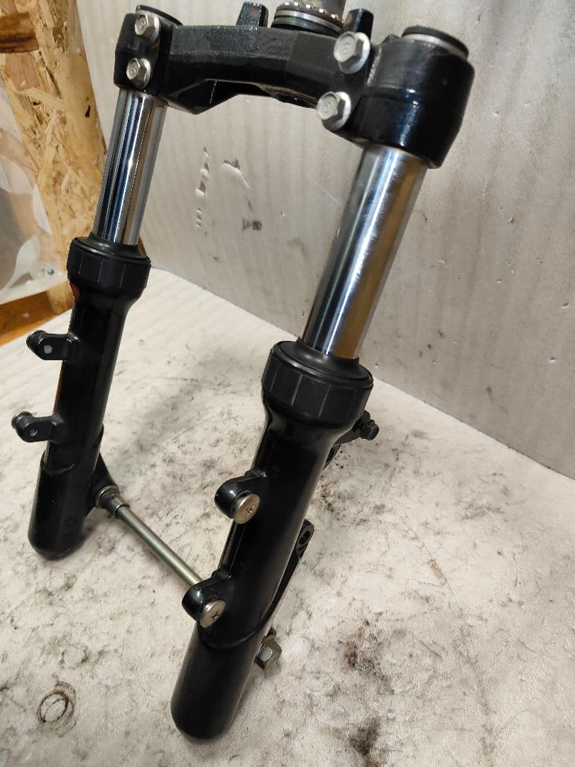 4型 シグナスX 純正フォーク ステム 曲がりオイル漏れ無し 5型にも