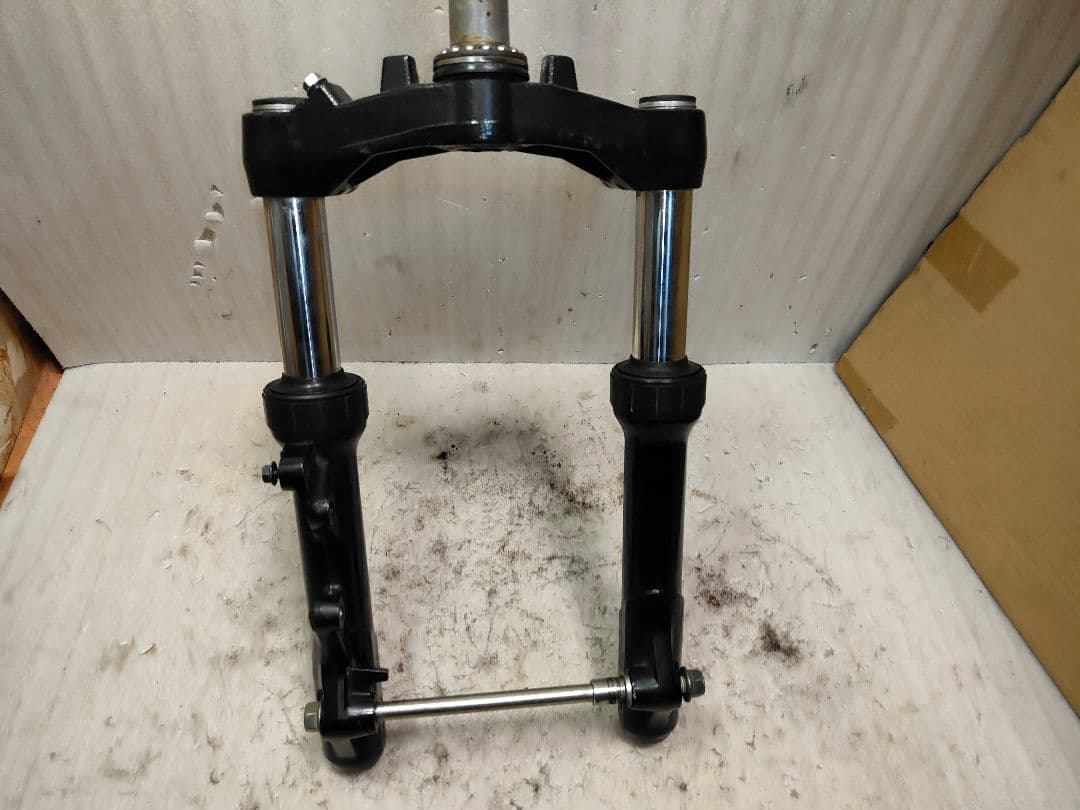 4型 シグナスX 純正フォーク ステム 曲がりオイル漏れ無し 5型にも