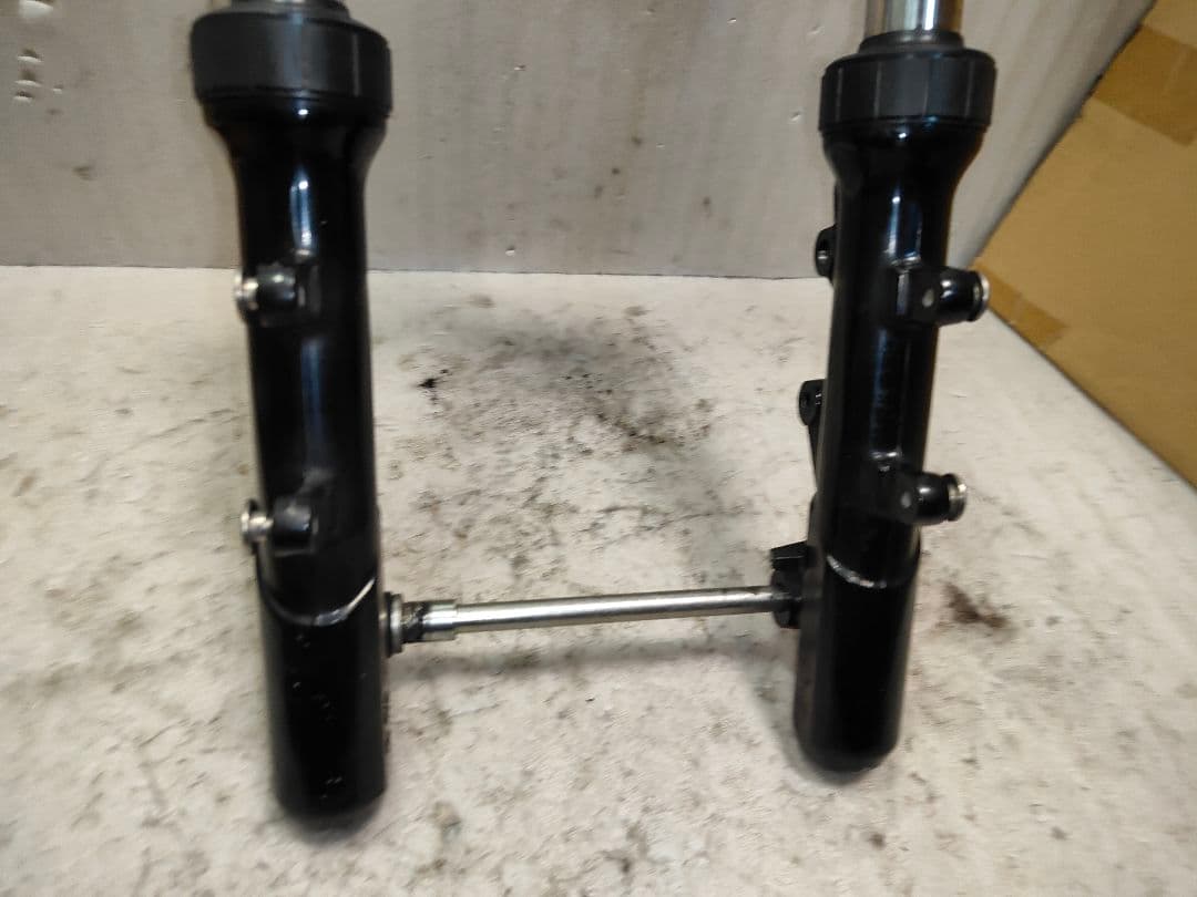 4型 シグナスX 純正フォーク ステム 曲がりオイル漏れ無し 5型にも