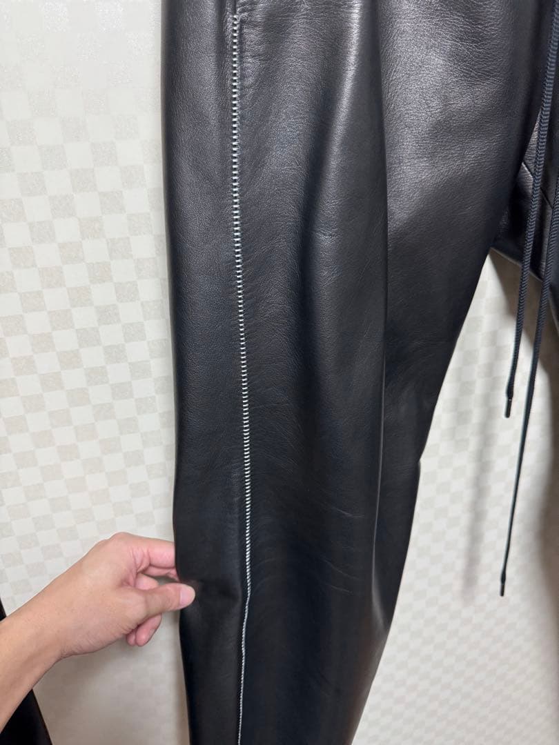 BACKLASHリラックスイージーレザーパンツ