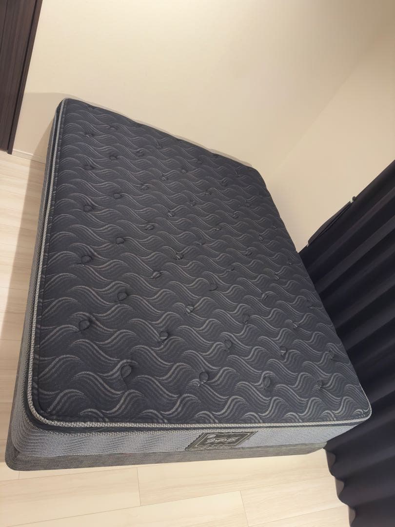 M*e様 【新品未使用】【ボトムセット販売】シモンズ　プレミアムクラス　クイーン