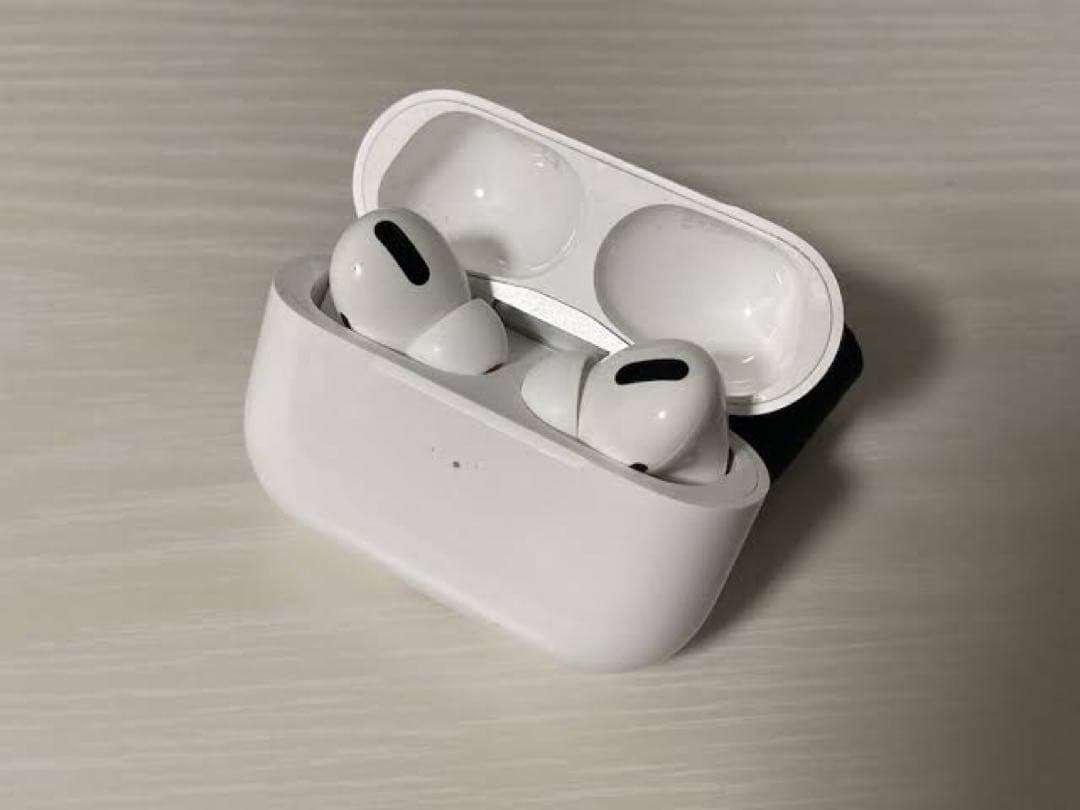 【美品】AirPods Pro （第一世代）本体　両耳有り