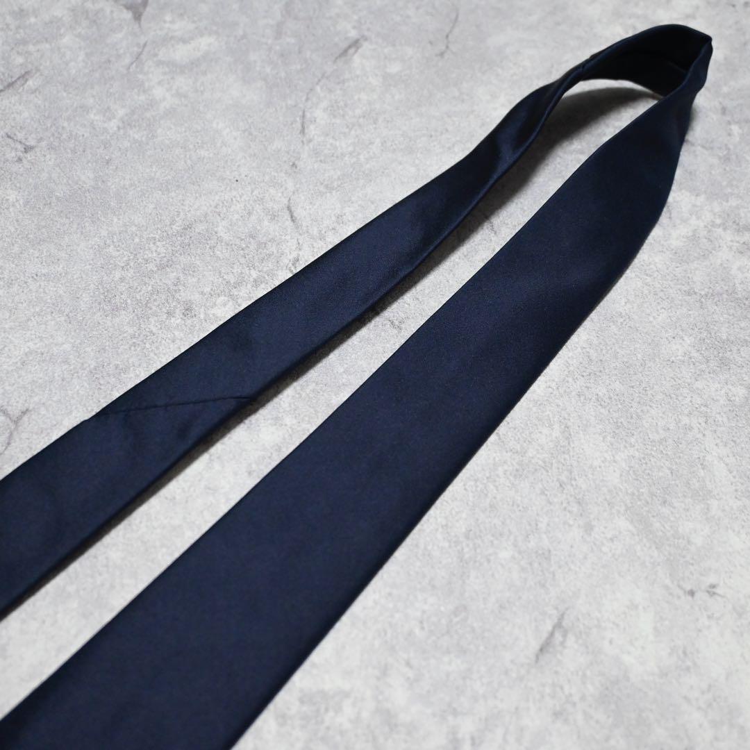 【タグ付き】Emporio Armani ネイビー ソリッド ネクタイ