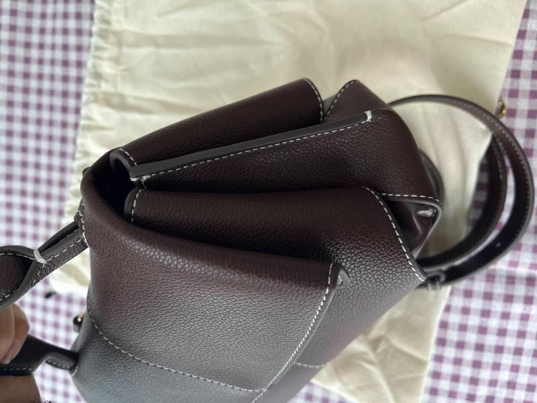 レザー ショルダーバッグ エボニー