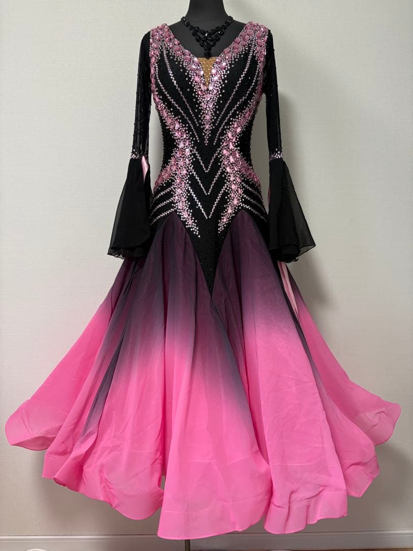 社交ダンス用ドレス　競技用ドレス　モダンドレス　グラデーション