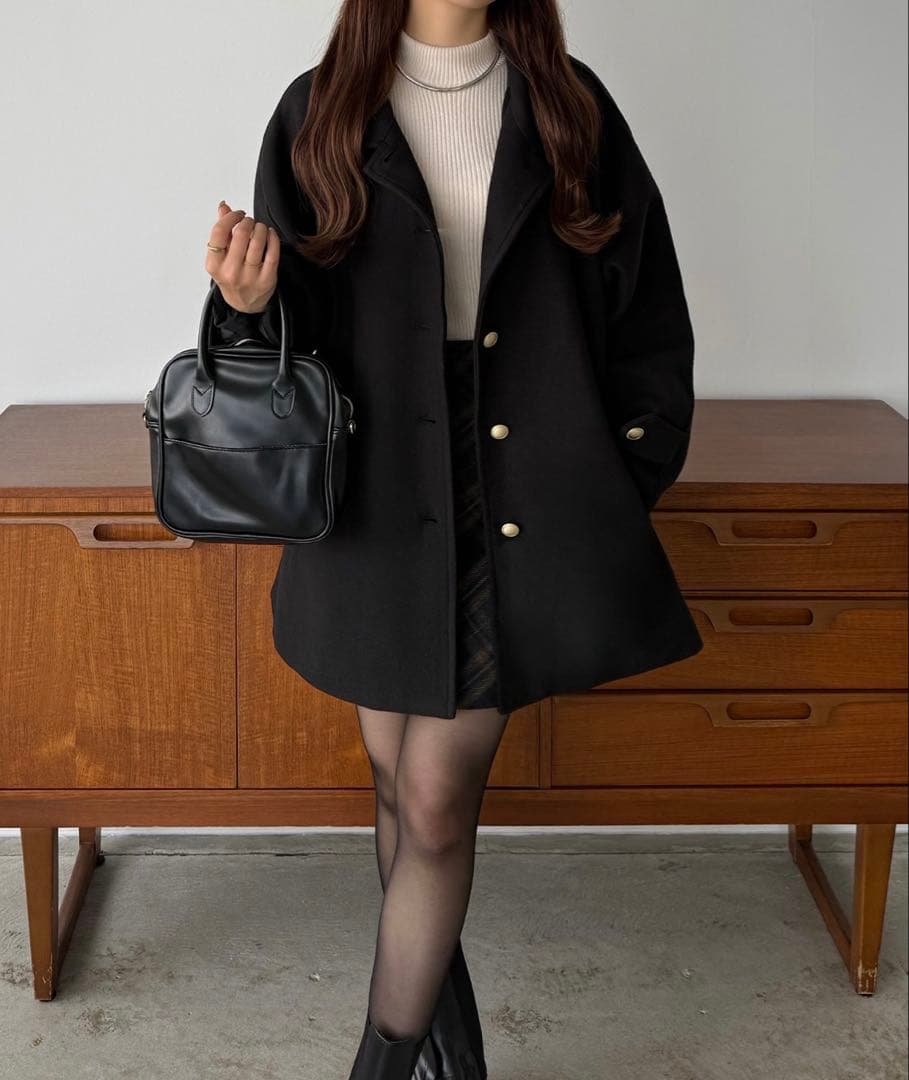 新品タグ付きcallautia カラウティア　ゴールドボタンミドルコート