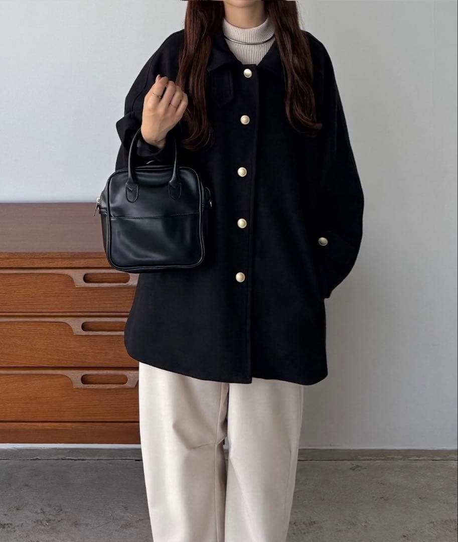 新品タグ付きcallautia カラウティア　ゴールドボタンミドルコート