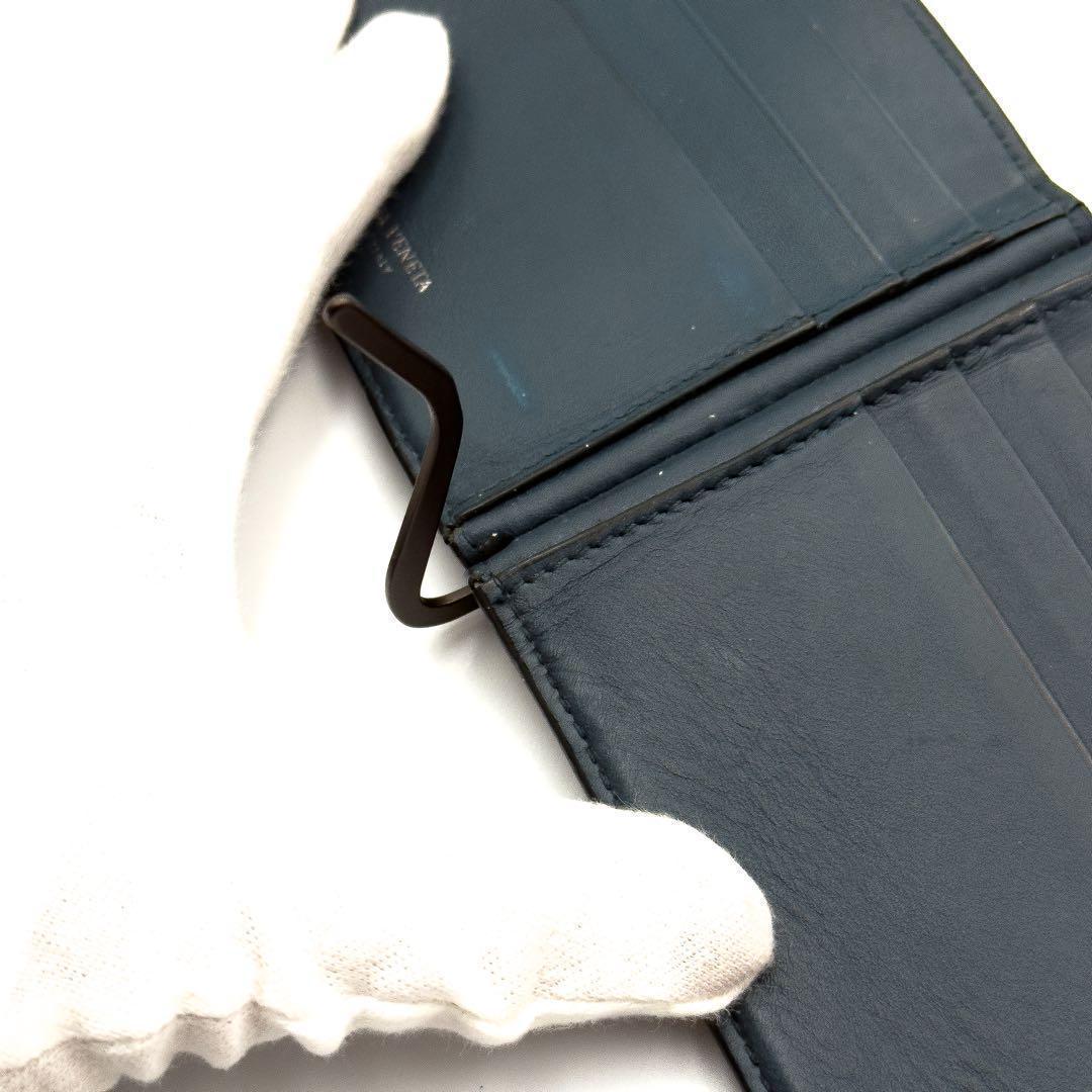 ボッテガヴェネタ【極美品】ブルーイントレチャートマネークリップ２つ折り財布