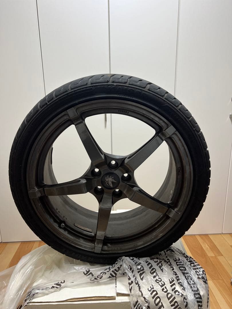 86 タイヤ付き　ホイル　一本　専用