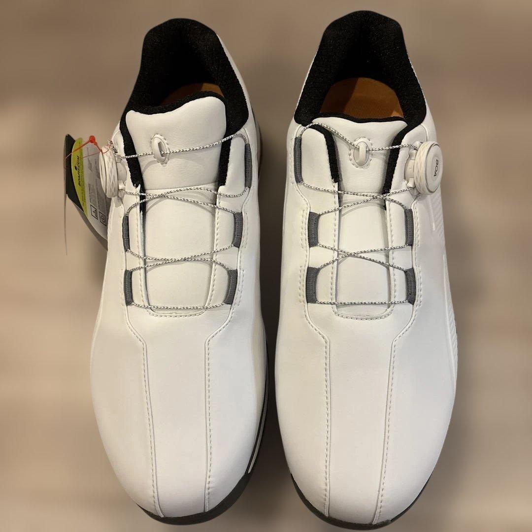 ブリヂストン ゼロ・スパイクバイターワイド　ホワイト×オリーブ （幅4E）