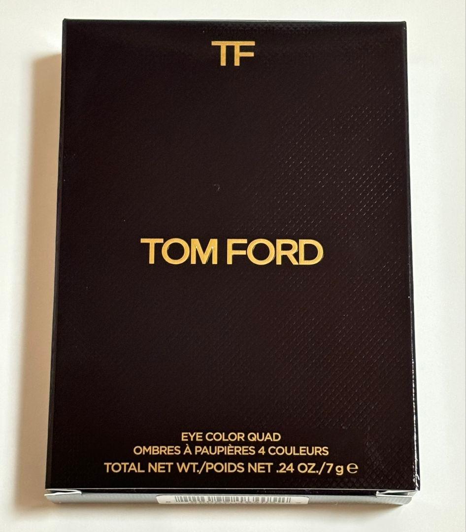 【新品】トムフォード アイ カラー クォード 01RW メタリック モーヴ