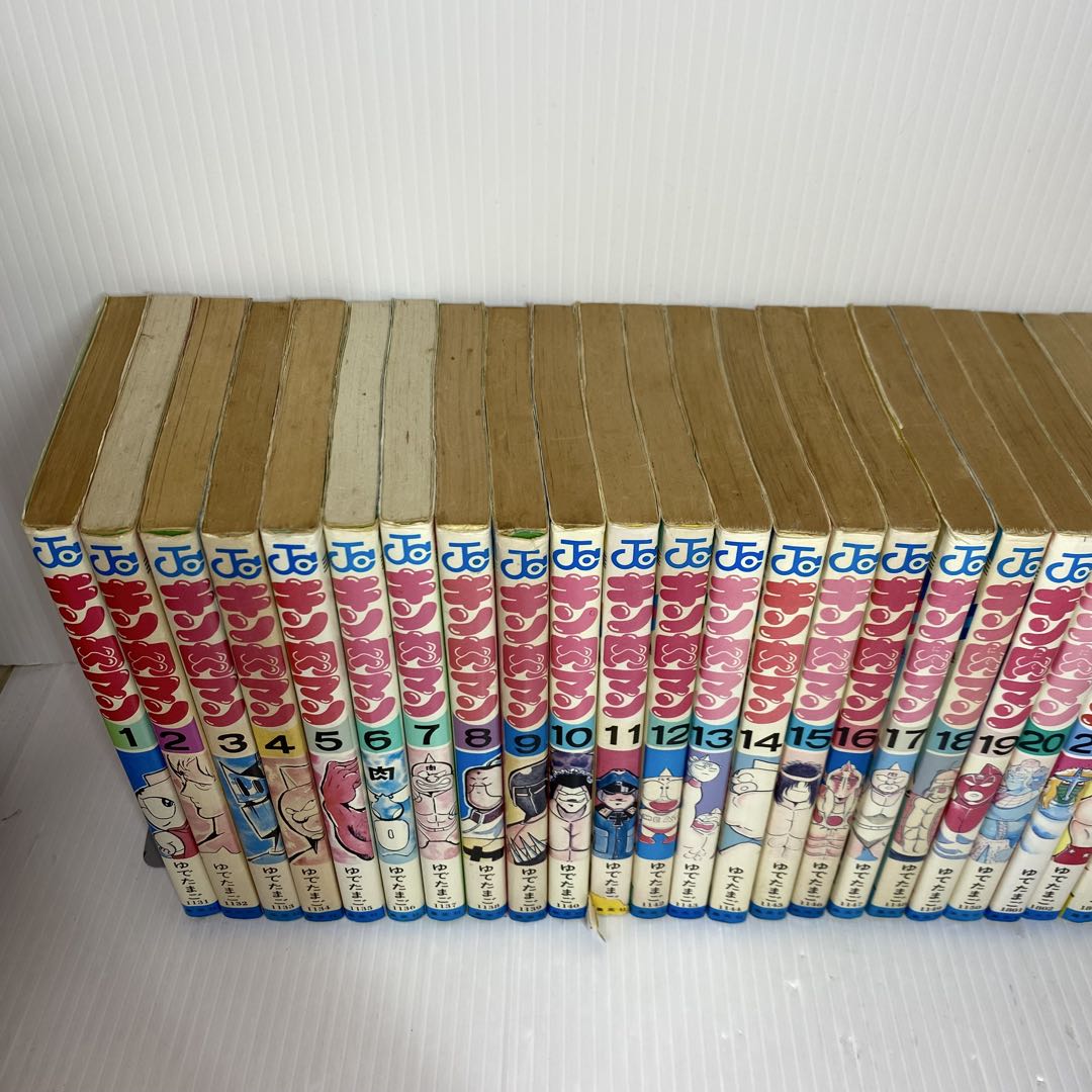 キン肉マン　1巻〜75巻＋ファンブック　計76冊セット