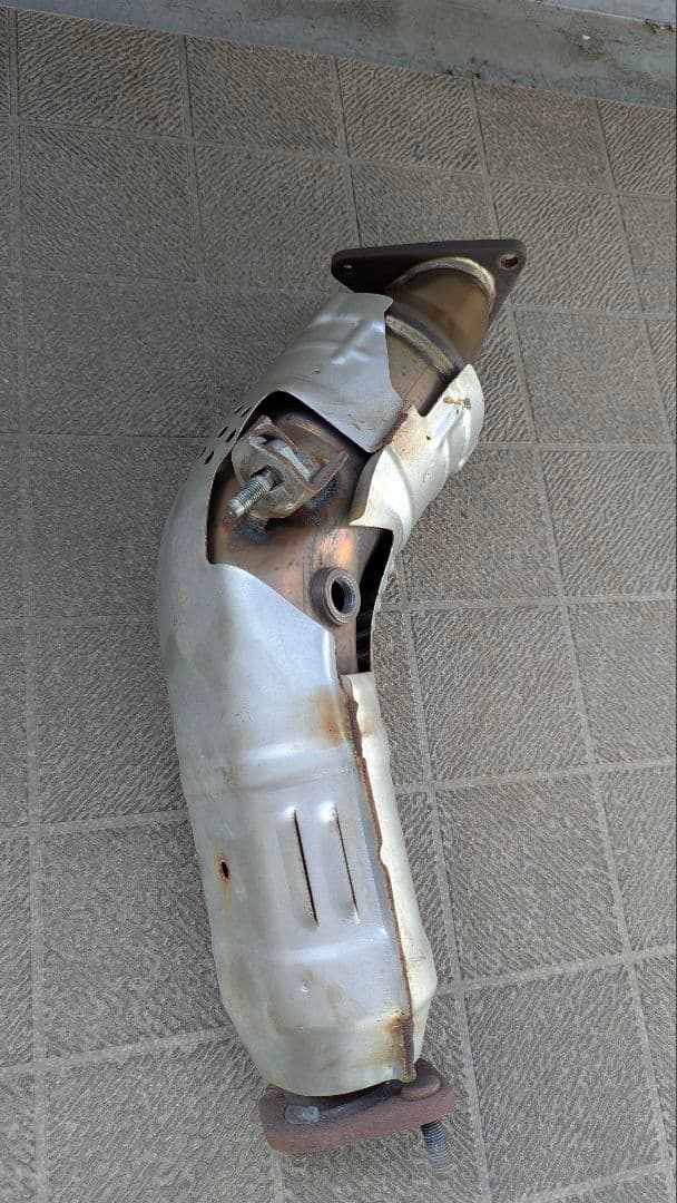 低走行車 VQ37VHR フェアレディＺ Z34 純正触媒