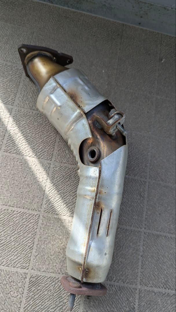 低走行車 VQ37VHR フェアレディＺ Z34 純正触媒