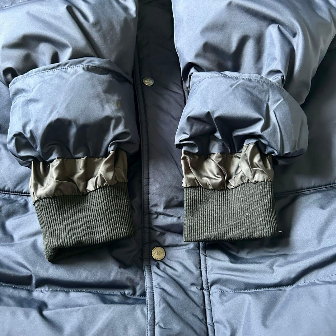 【未使用級】UMBRO アンブロ ダウン ロング　ベンチコート Ｏサイズ　濃紺