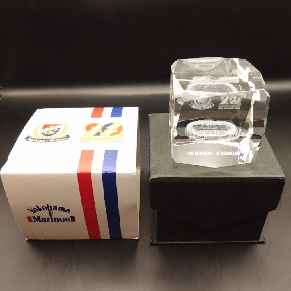 横浜Fマリノス 20周年記念 クリスタルガラス