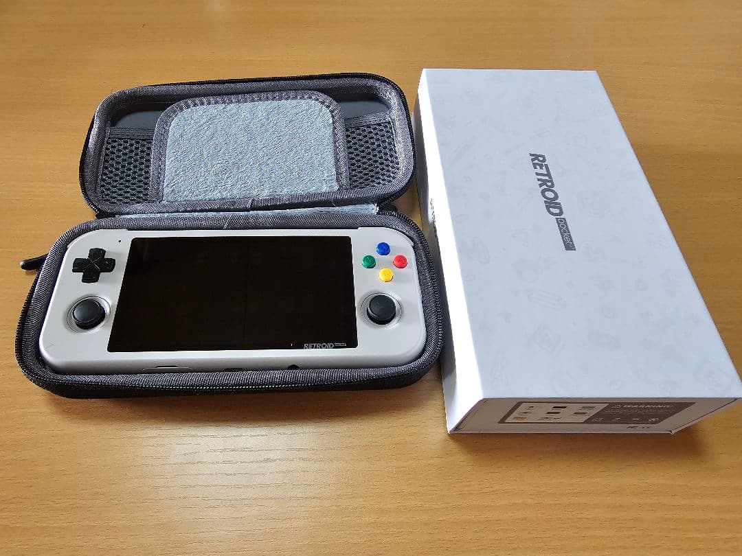 retroid pocket 3plus ケース付き