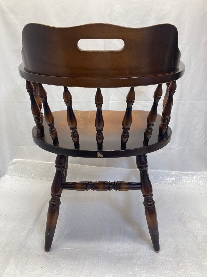 ①飛騨産業　キツツキマーク　椅子　ダイニングチェア