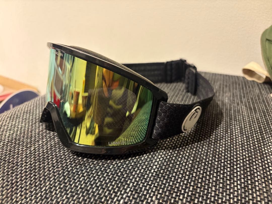 dragon スノーボード　ゴーグル　lumalens スノボー