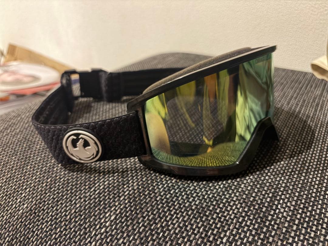 dragon スノーボード　ゴーグル　lumalens スノボー