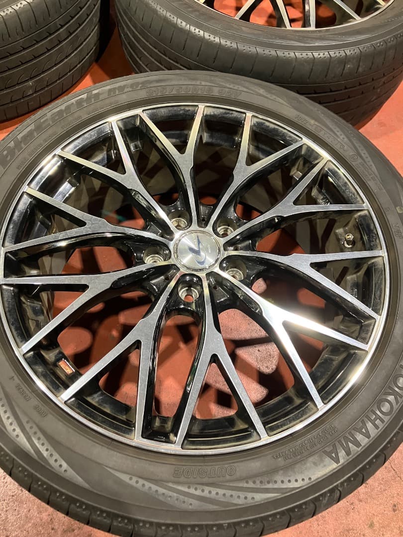 ② レオニスMX 18インチ　7J PCD114.3 2本