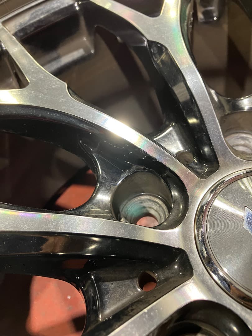 ② レオニスMX 18インチ　7J PCD114.3 2本