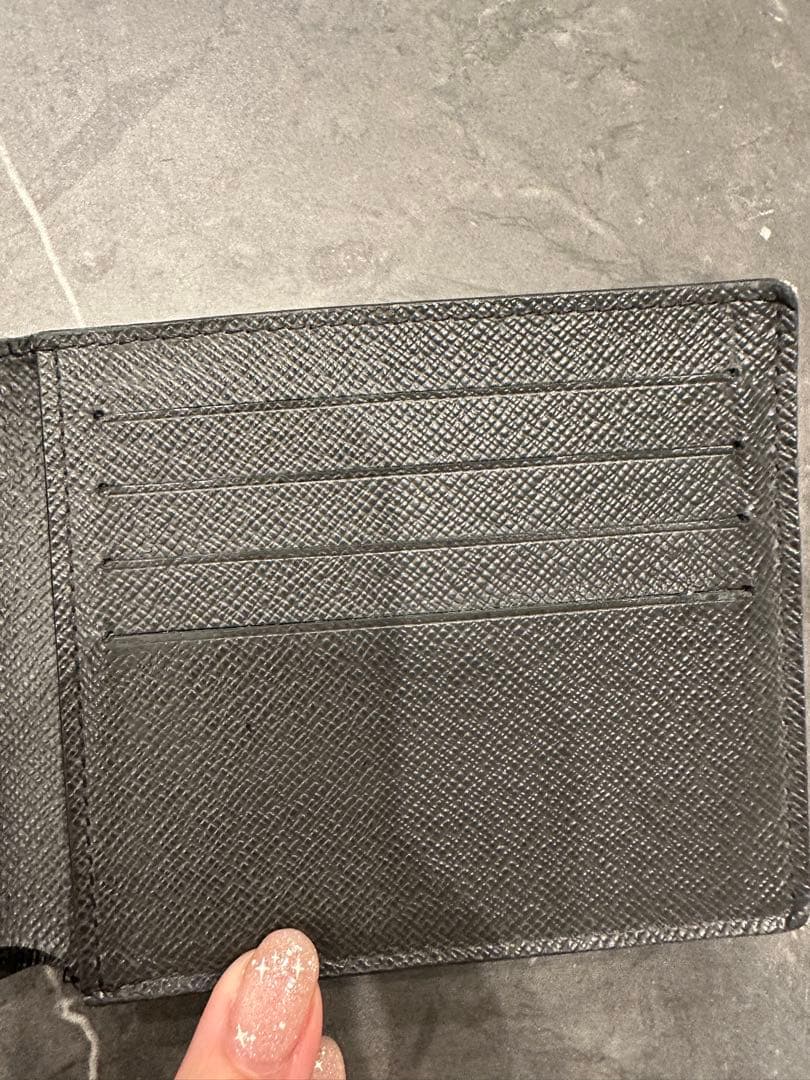 正規品　ルイヴィトン　ポルトフォイユ　アメリゴ　タイガ　二つ折り財布