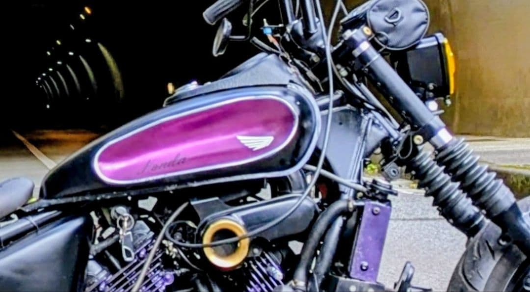 カスタムタンク ブラック/パープル