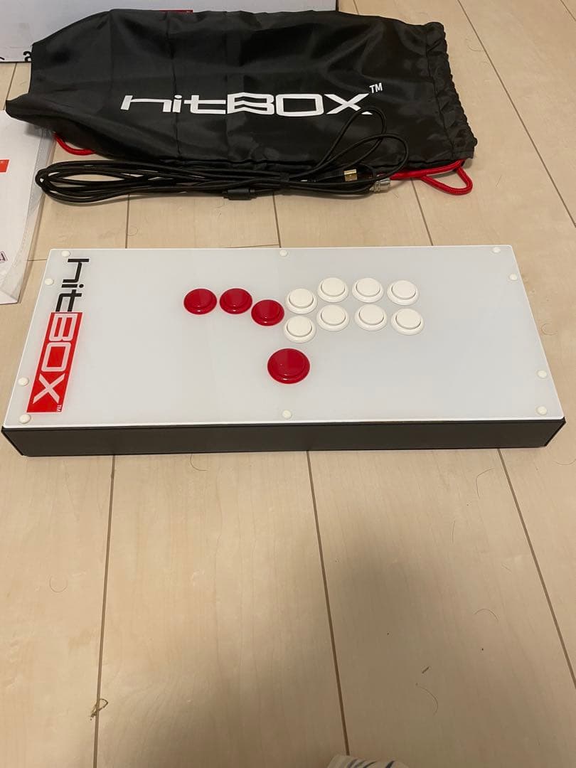 hitBOX アーケードコントローラー