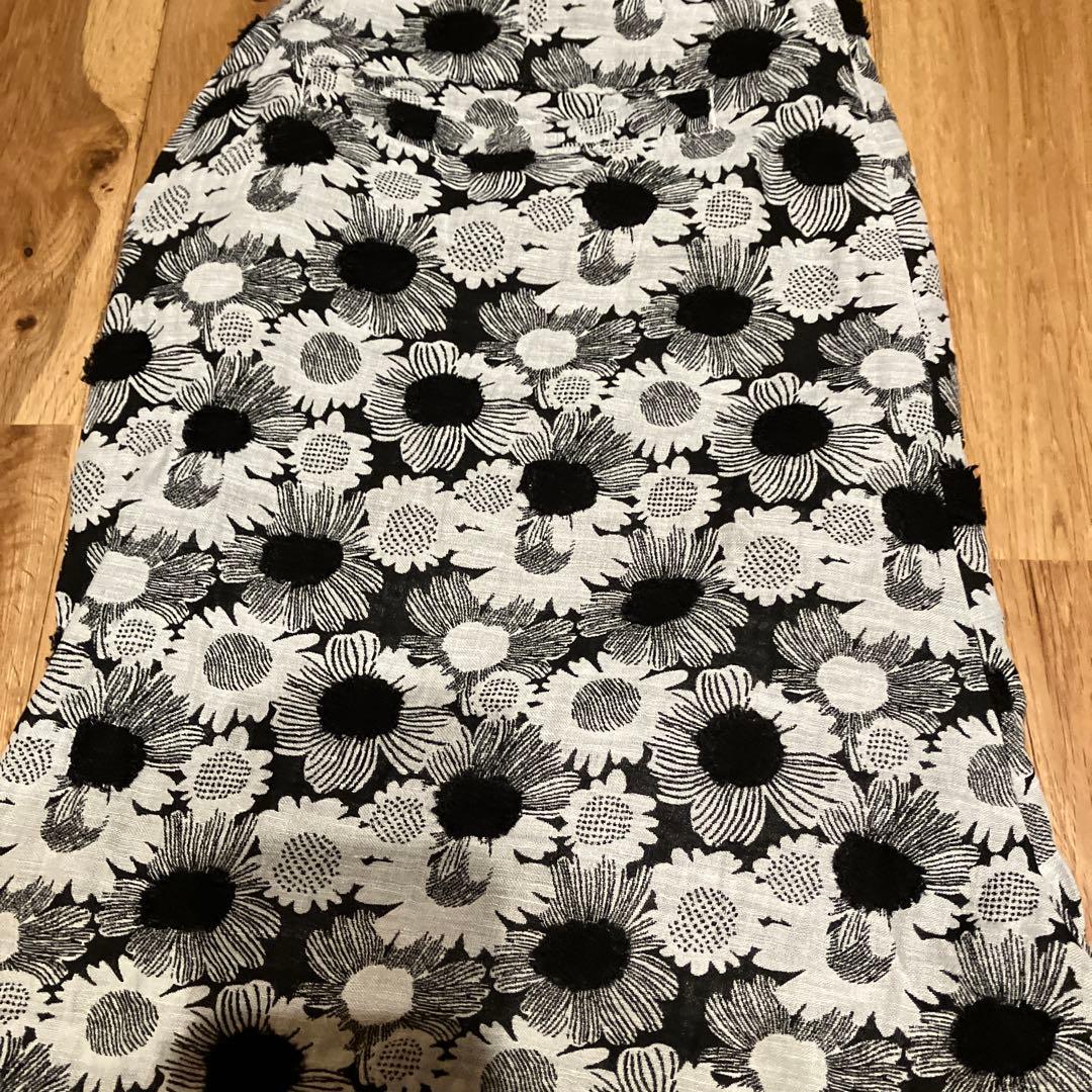 R&D.M.Co. 花柄カジュアルパンツ S