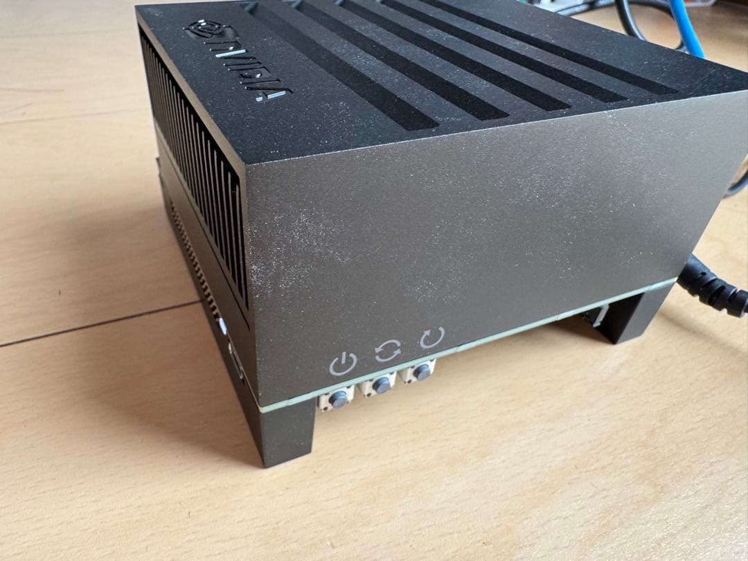 NVIDIA Jetson AGX Xavier 開発者キット (32GB)