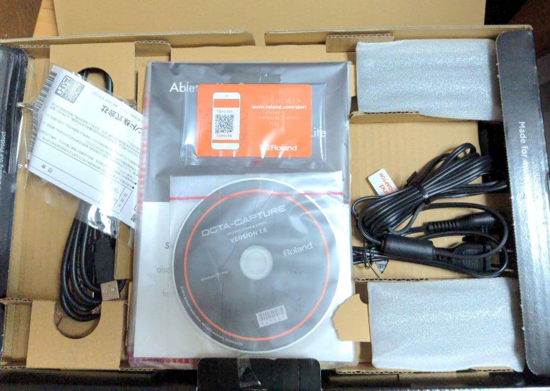 Roland OCTA-CAPTURE オーディオインターフェース