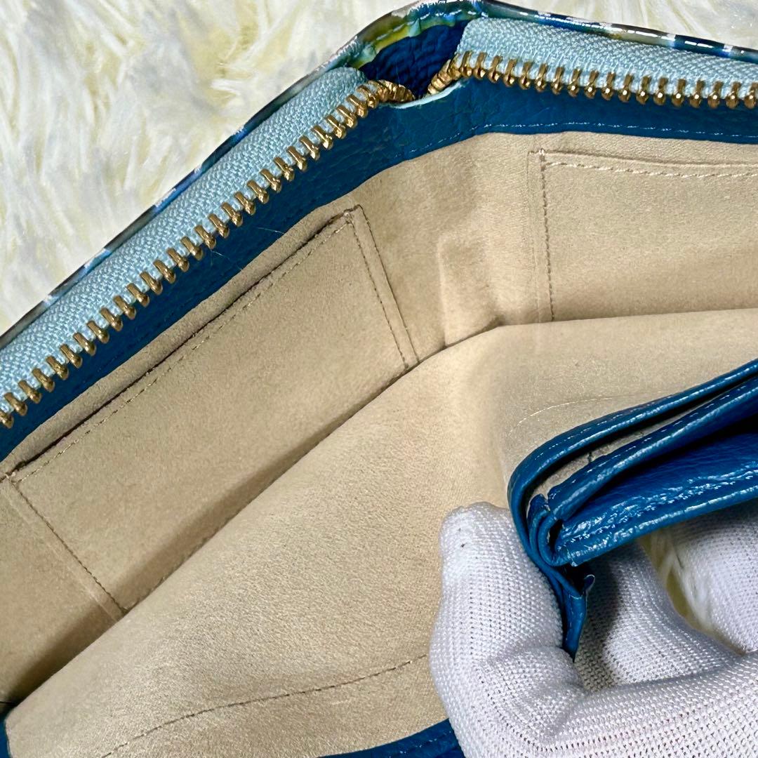 【極美品】ハースケジュール 二つ折り財布 チェレット ラウンドファスナー ブルー