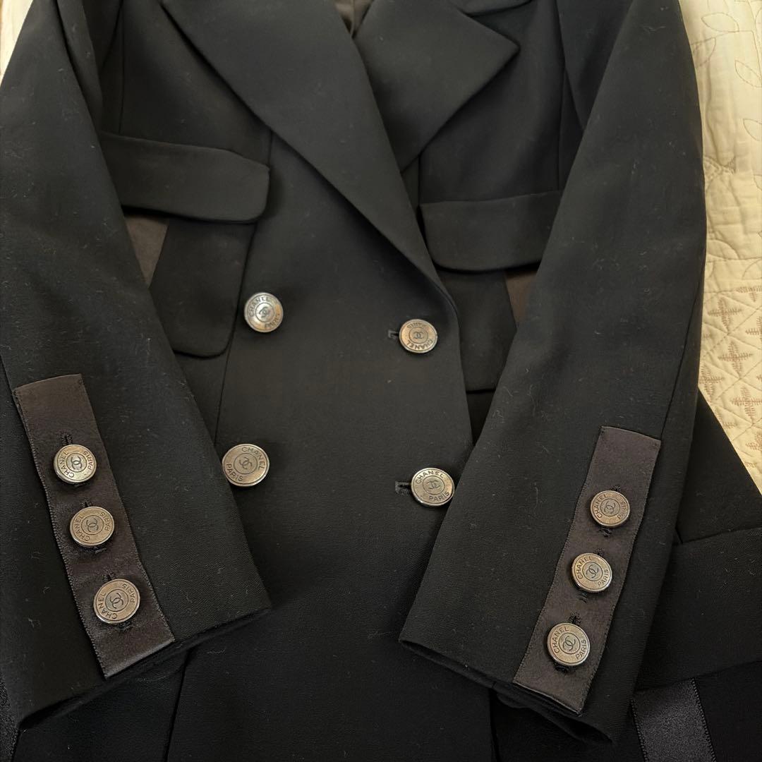 シャネル黒ジャケット　（ほとんど未使用❗️）ゆったりサイズ