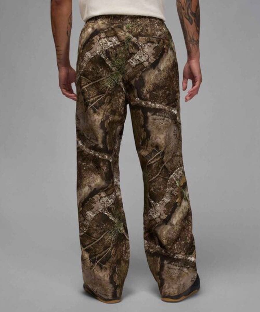 ジョーダン　リアルツリーパンツ